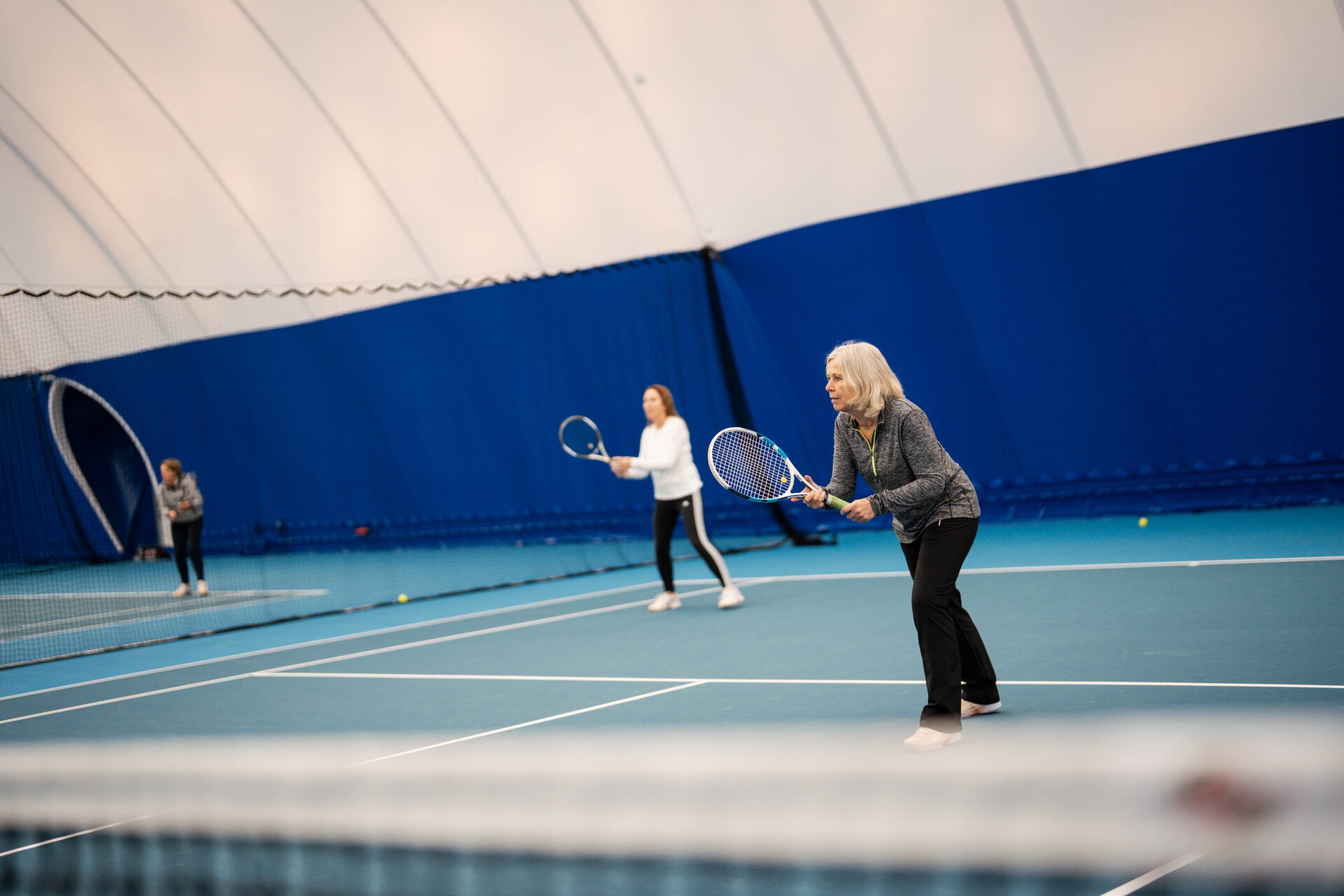 21 11 HIT IT Indoortennis 11